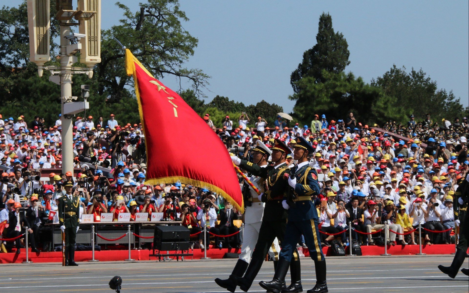 kaiyun网站-贝尔哈德·福特：全黑队的战术大脑之一，精准把控比赛节奏，贝尔福特vs丹亨德森